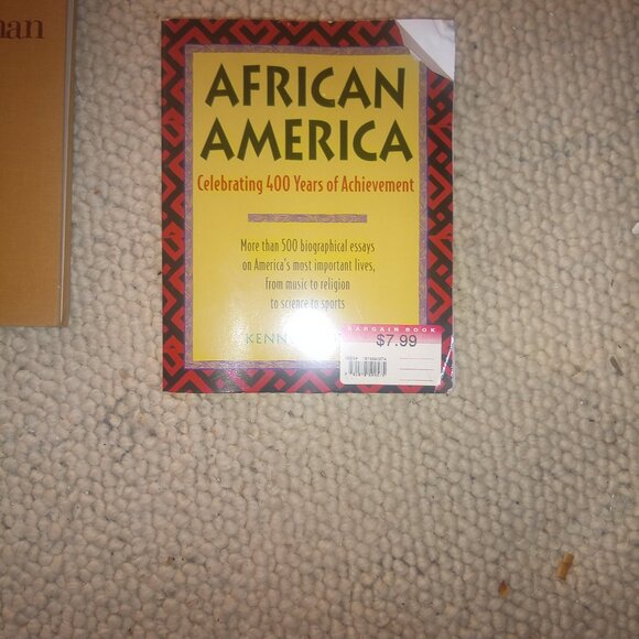 Book's - Picture 9 of 16